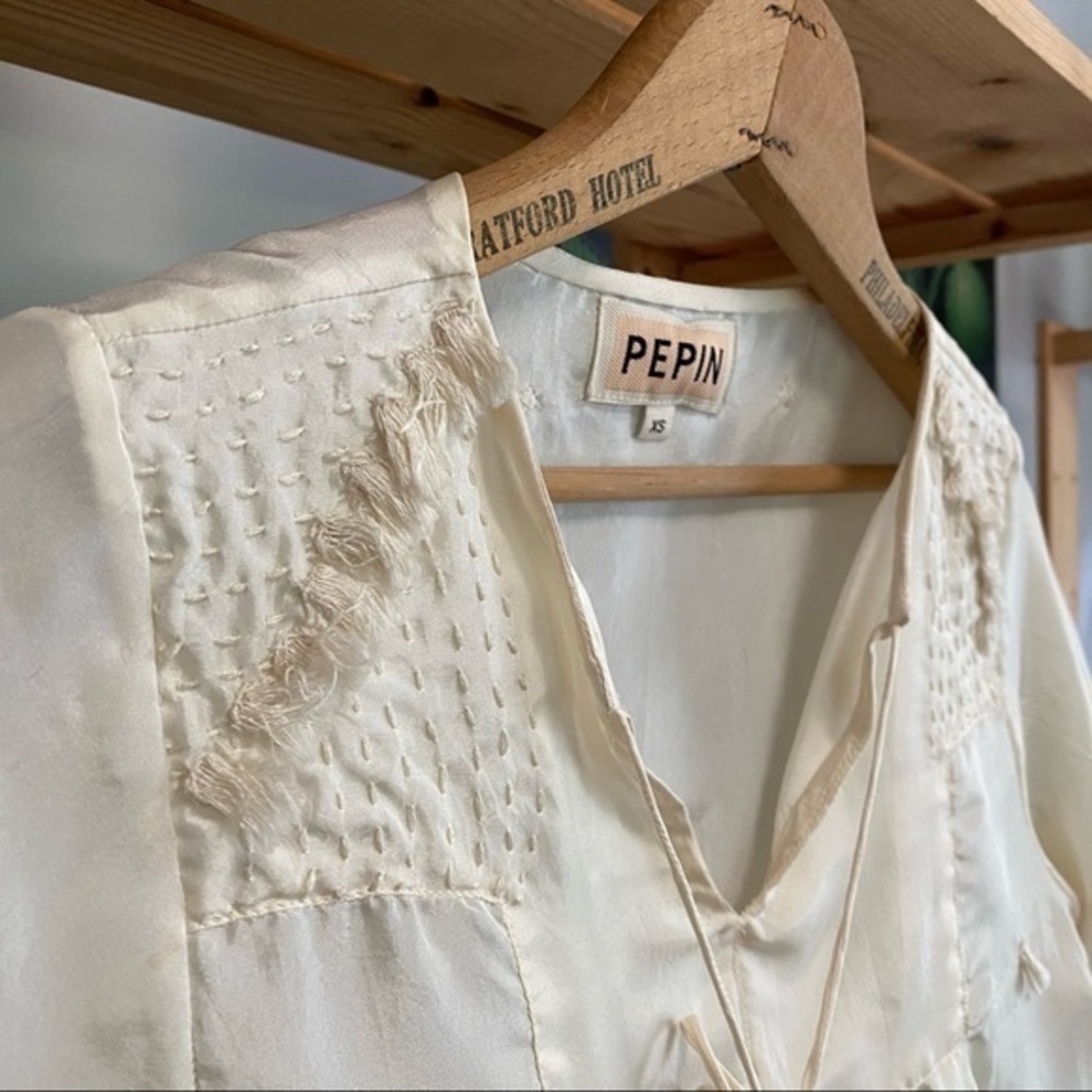 Anthropologie Pepin Cream Crinkled Silk Tassel Blouse Top XS - Picture 7 of 15